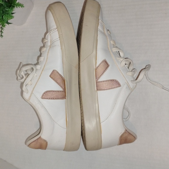 Veja Campo Leather Sneakers. Womens size 9. White & Light Copper in color. - Picture 3 of 13